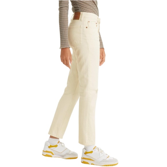 NWT Levi’s Cream Colored Original Cropped Straight Leg Jeans - Sz 26 - Picture 2 of 9